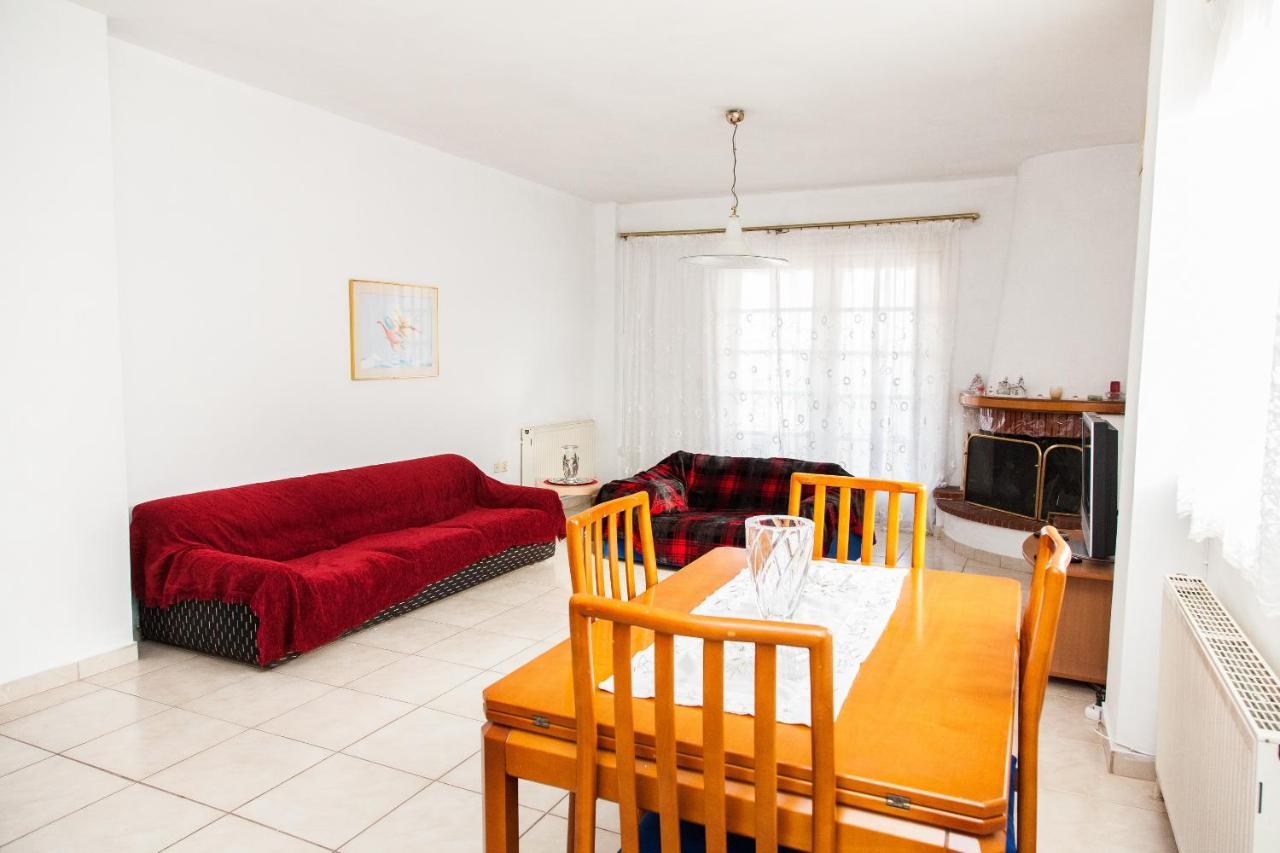 Sunny Apartment Near Metro Station Atenas Exterior foto